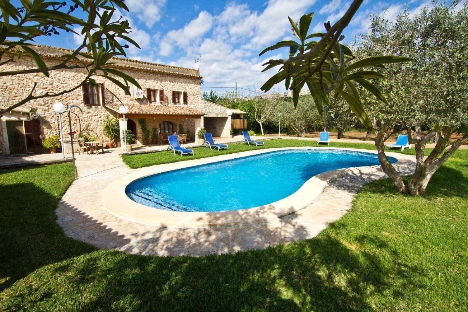 Rustikale, Klimatisierte Mit Pool Ferienhaus Búger